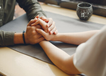 36 Questions That Lead to Love: The Psychology, Effectiveness, and Tips